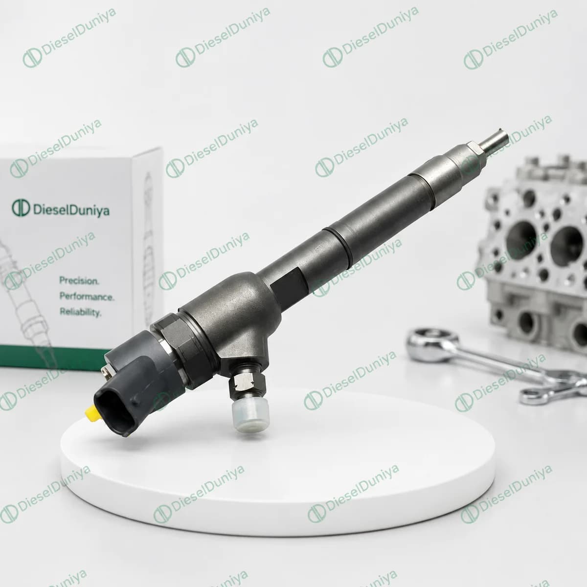 Eicher 4 Cylinder BS4 Bosch Common Rail Fuel Injector 0445110840