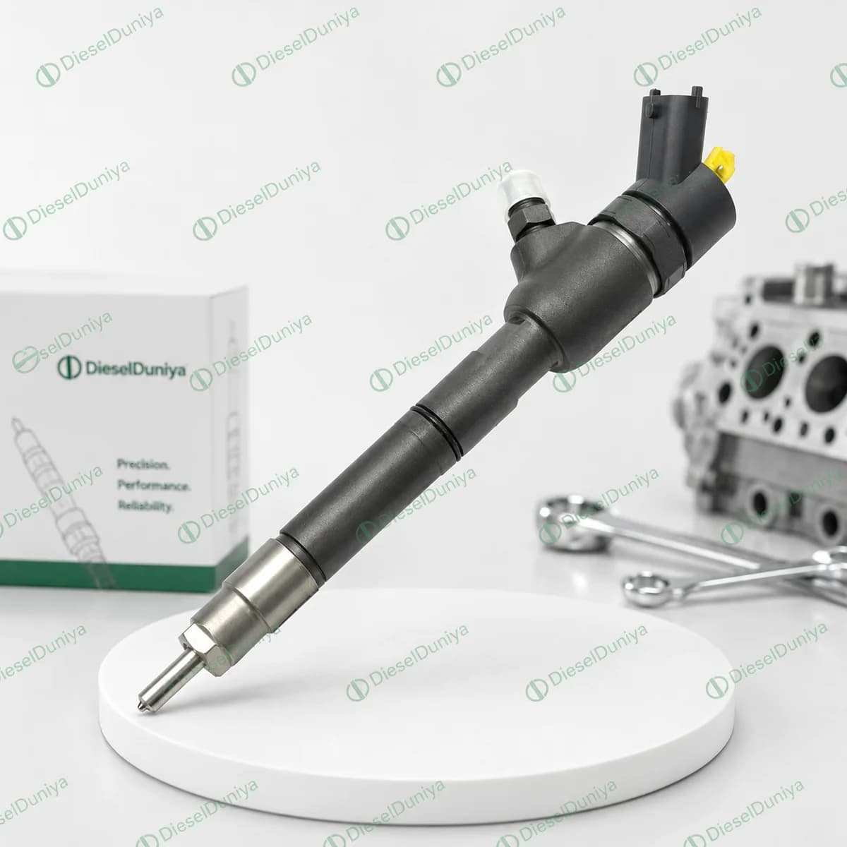 Eicher 4 Cylinder BS4 Bosch Common Rail Fuel Injector 0445110840 thumbnail 2